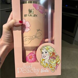 Stanley X Barbie 40 oz